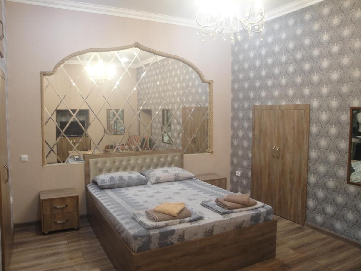 Apartament Oriental Tale In Old Cyti Baku Exterior photo